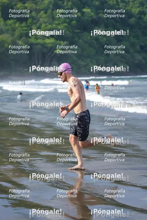 Photo from Serie Arena Aguas Abiertas, Playa Herradura by Marco Padilla