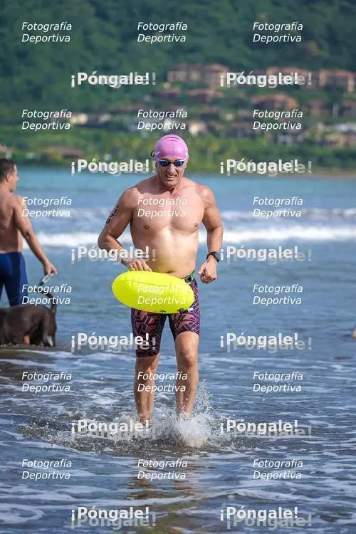 Photo from Serie Arena Aguas Abiertas, Playa Herradura by Marco Padilla