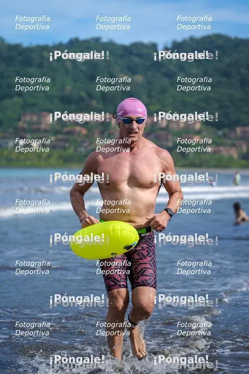 Photo from Serie Arena Aguas Abiertas, Playa Herradura by Marco Padilla