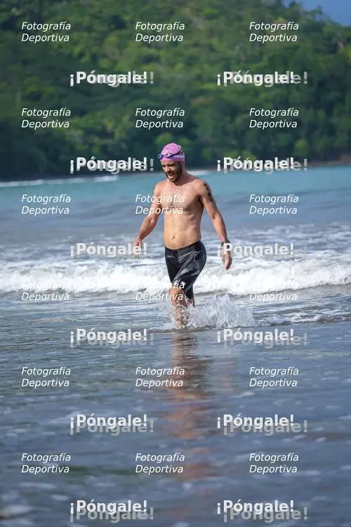Photo from Serie Arena Aguas Abiertas, Playa Herradura by Marco Padilla