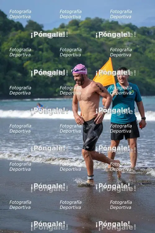 Photo from Serie Arena Aguas Abiertas, Playa Herradura by Marco Padilla